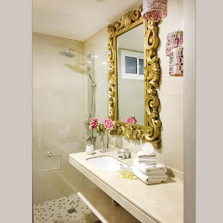 De Lujo Con Jardines Y Piscina Villa *